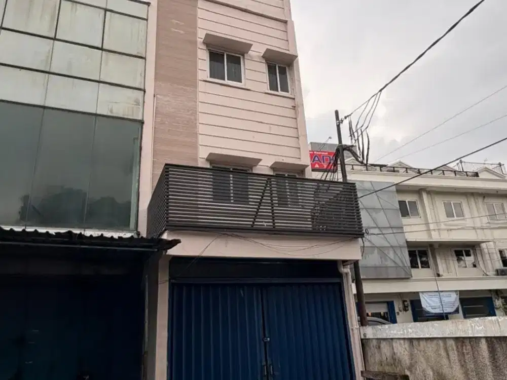 DISEWA RUKO DI JL. RAYA PASAR MINGGU JAKARTA SELATAN