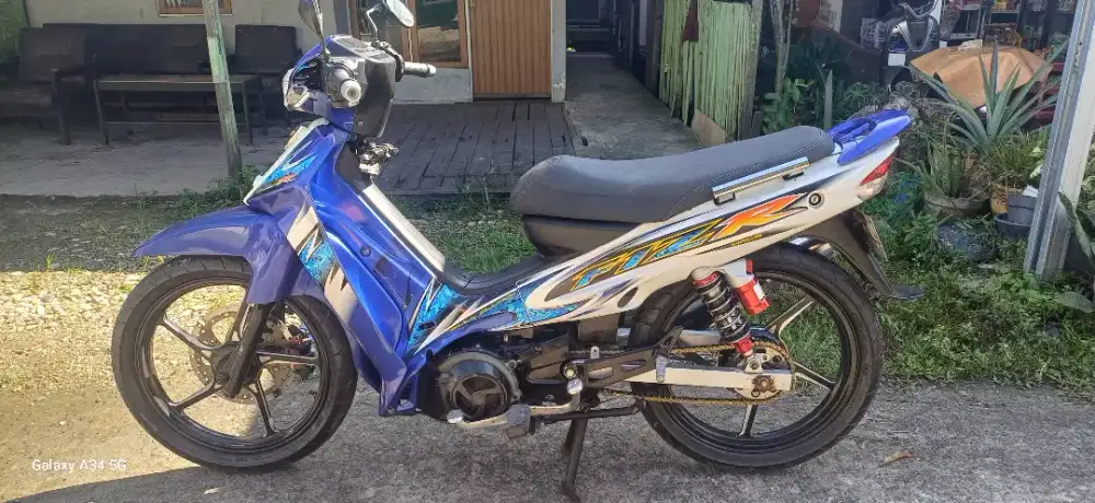 F1ZR Full clutch Thn 2003 biri putih