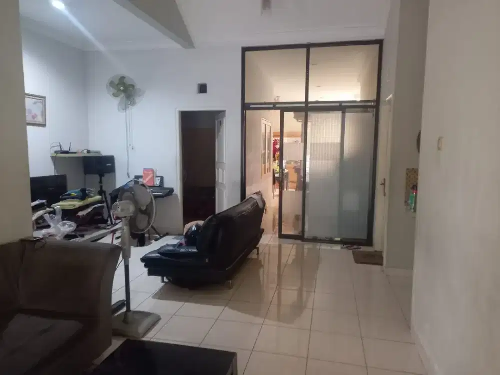 Rumah Siap Huni di Cluster Taman Sari Harapan Indah - Akses Sangat Dekat & Strategis