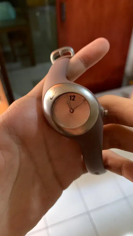 jam tangan nike triax smooth 250 gel
