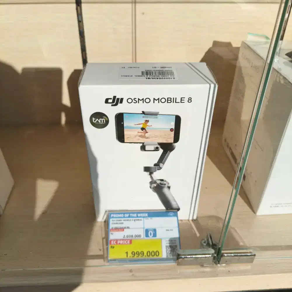 DJI OSMO MOBILE 8 GIMBAL STABILIZER