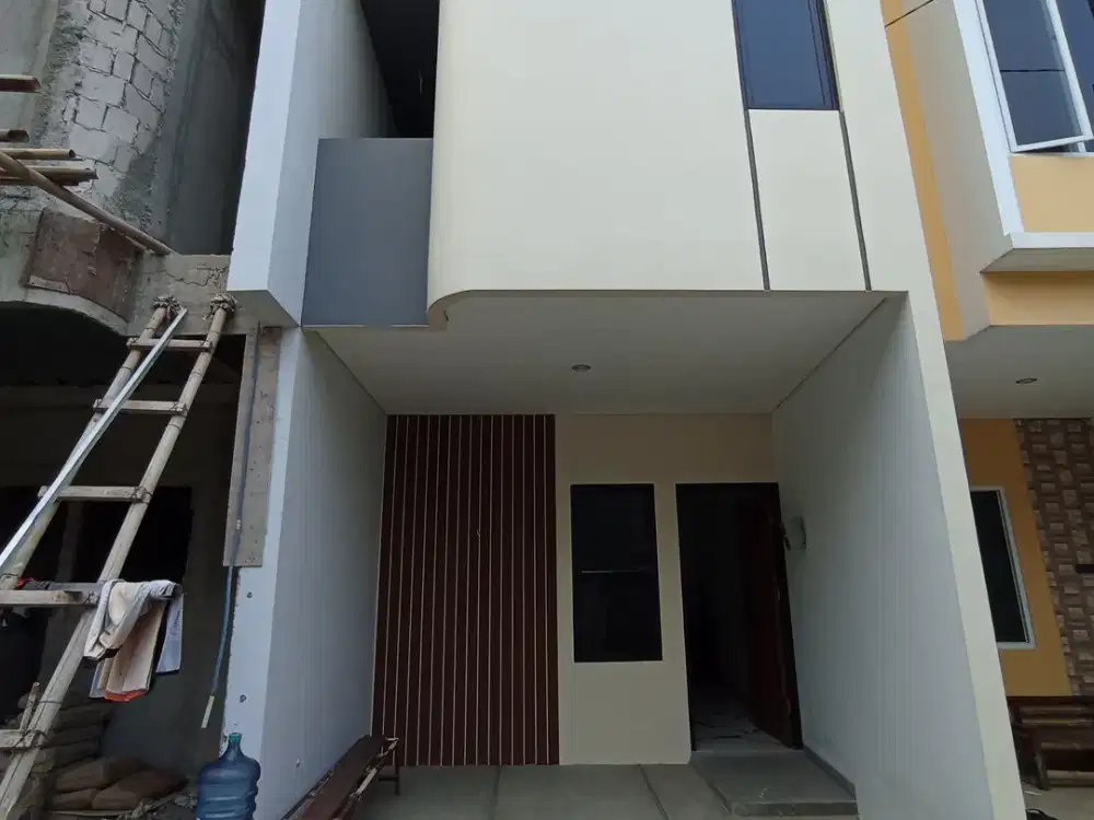 Dijual Rumah 2 Lantai Cimpaeun 10 Menitan ke Toll Cimanggis