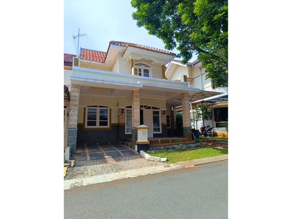 Rumah Besar 200 m² Luas Tanah 133  m²  di Kota Wisata – 1,75 M Nego! 370E