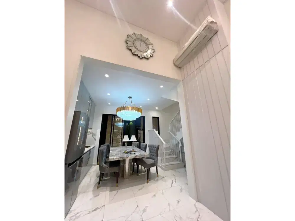 RUMAH SULTAN JGC! 3 Lantai Full Furnished + Kursi Pijat ITSU & TV 75 Inch S727