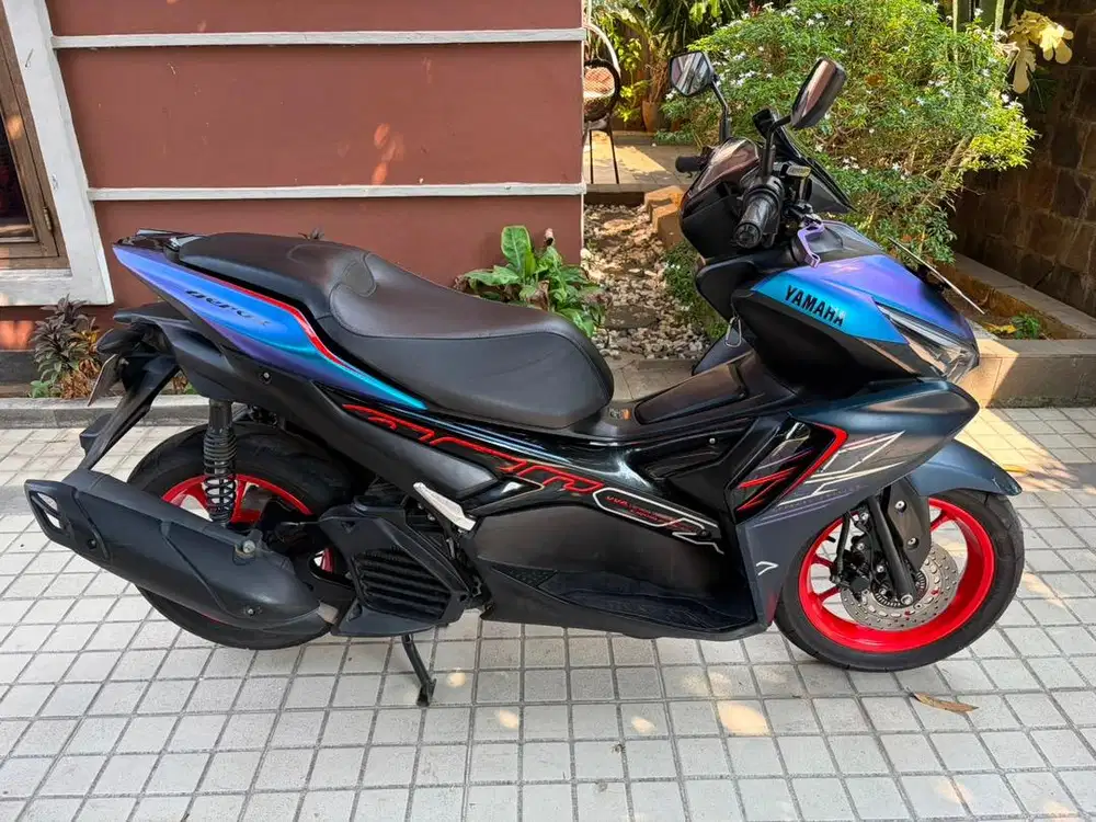 Di jual motor Aerox cyber city