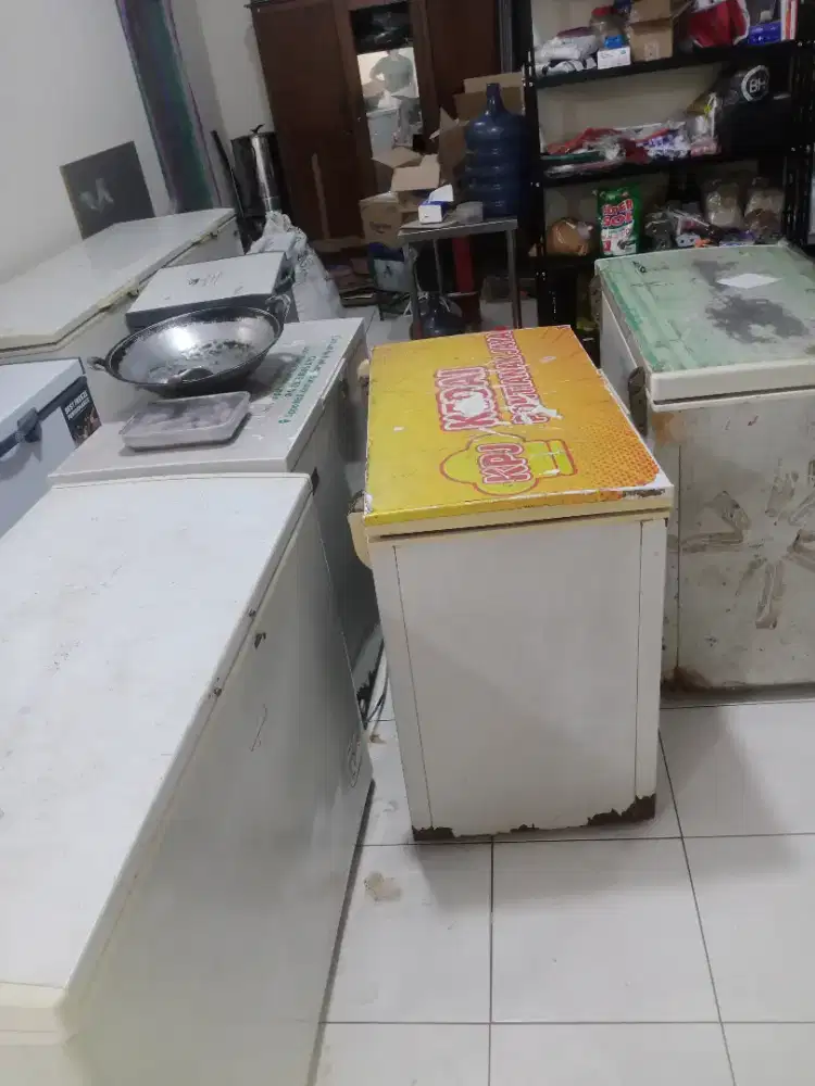 freezer box bekas