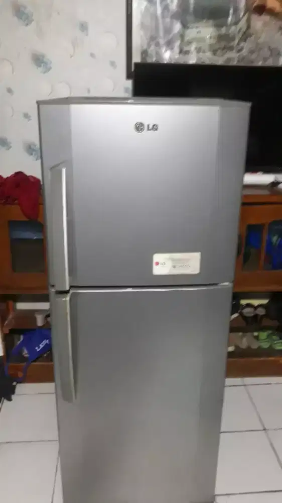kulkas 2 pintu lg normal beku tanpa bunga es