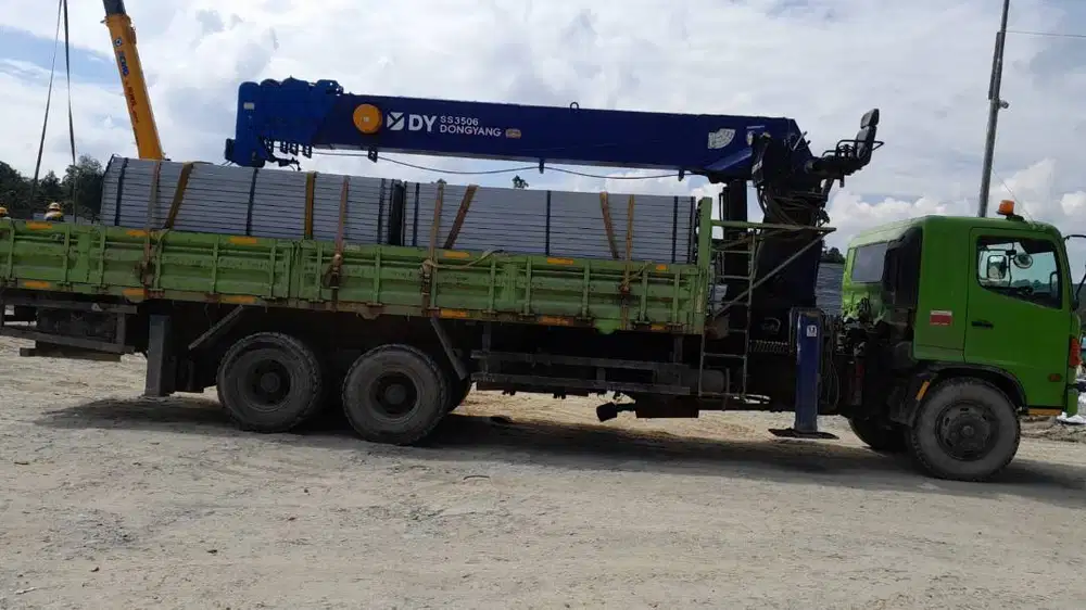 TRUCK MOUNTAIN CRANE (TMC) 15 TON TAHUN 2018 - CRANE ONLY