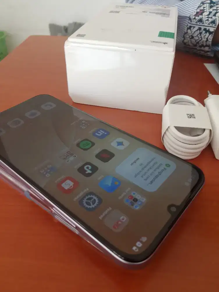 Jual hp Oppo A6c ram 4/64