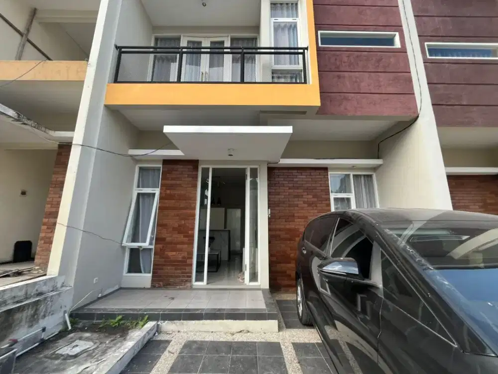 Villa Dijual di Batu Full Furnished Siap Huni