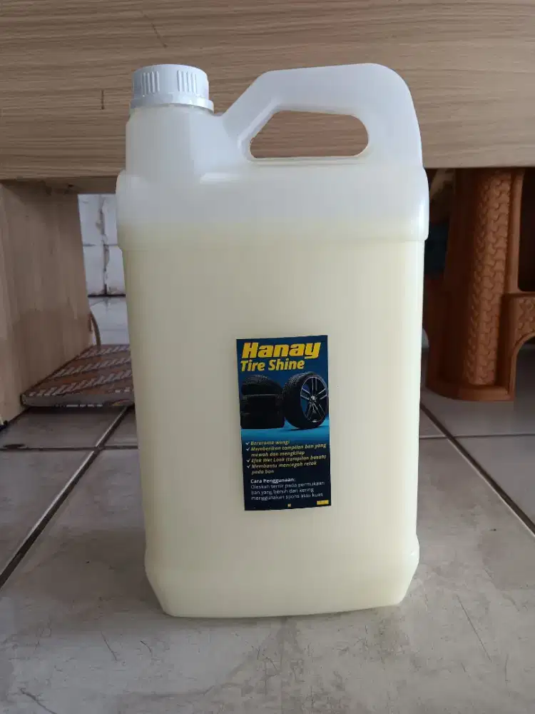 Semir ban kemasan 5 liter