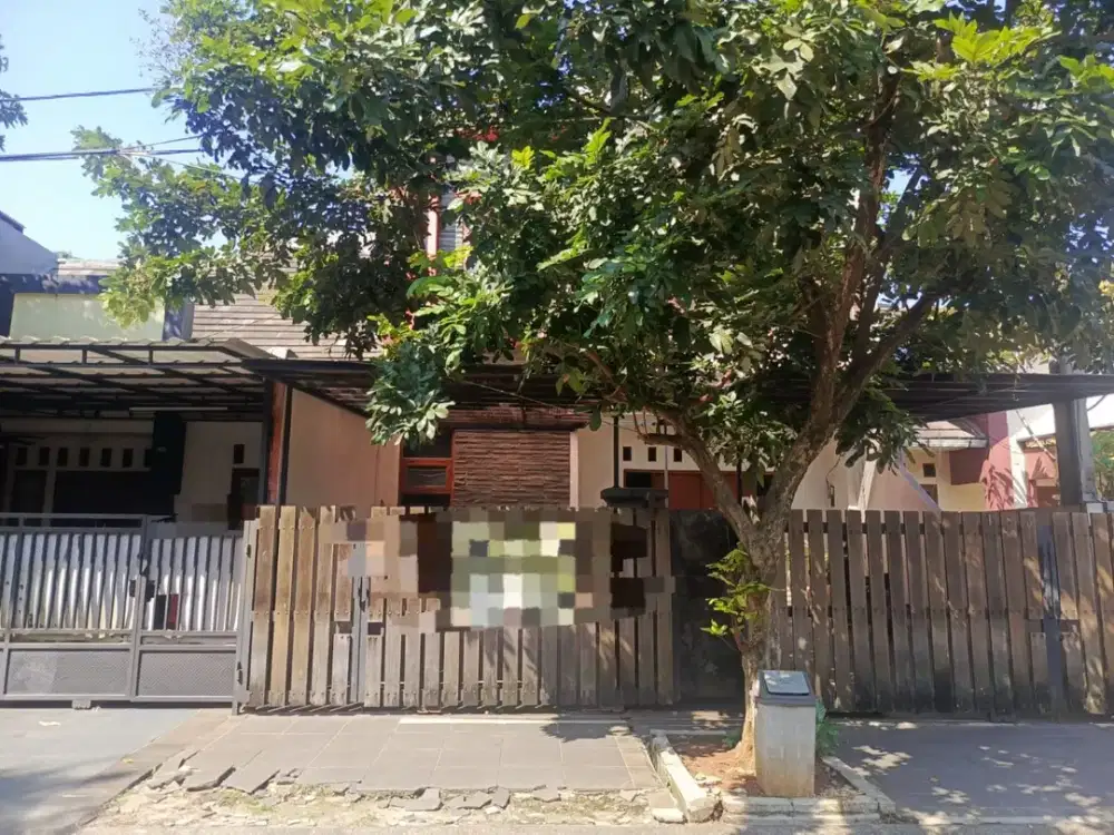 Di Jual Rumah Strategis di  Bukit golf Arcadia
