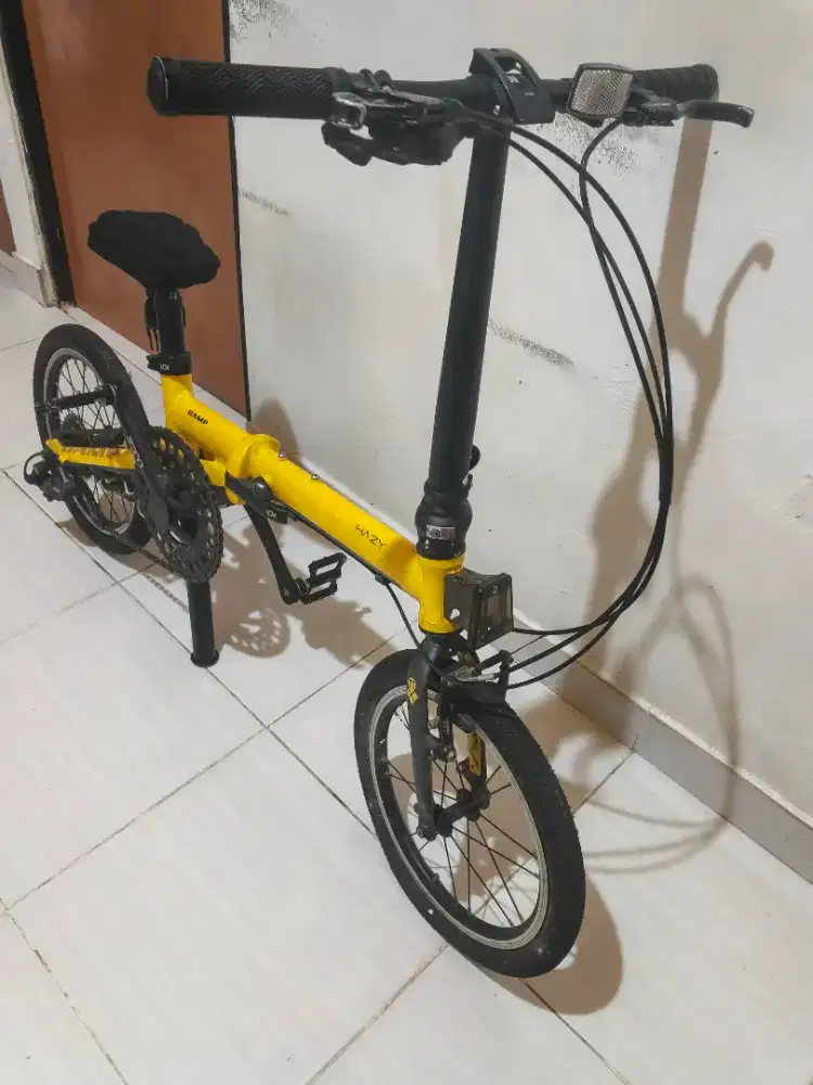 Sepeda lipat hazy camp hazy kuning