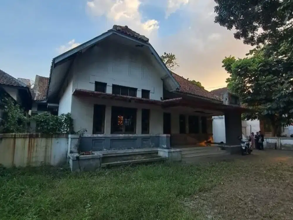 Termurah! Rumah di Mainroad Gatot Subroto Bandung