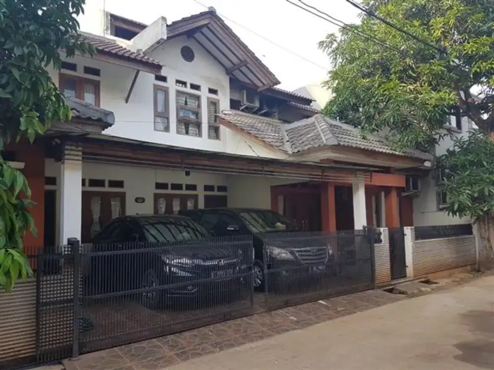 Dijual rumah gandeng 2 lantai Asri teduh dalam Perumahan Pondok Pekayon Indah Bekasi
