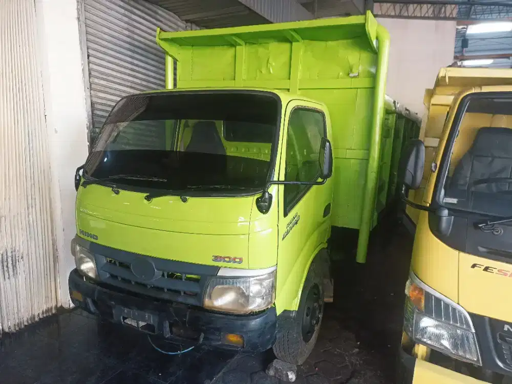 Hino Dutro 130HD Dump Tahun 2018 Diesel, Euro 2