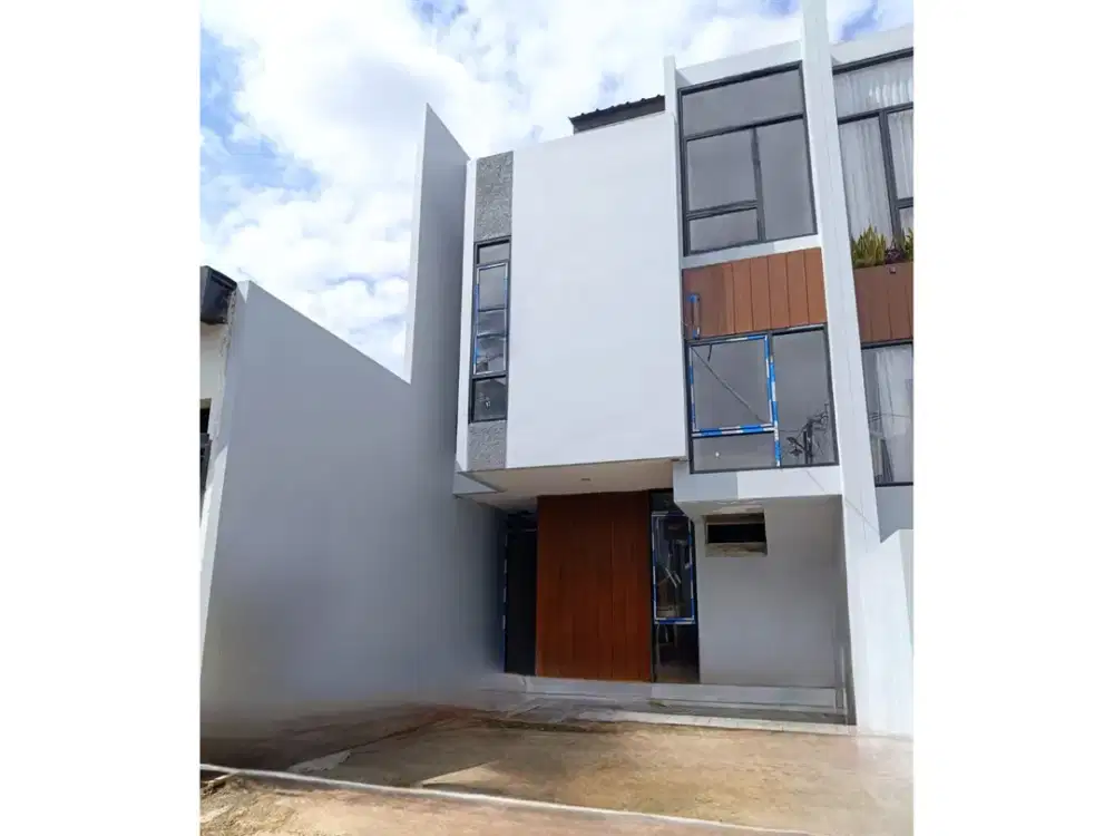 Sisa 1 Unit! Rumah Baru 3 Lantai Modern Tropis di Duren Sawit Jakarta Timur S453
