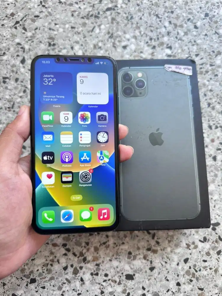 Iphone 11 Promax 256 GB Fullset Ex Inter bisa semua kartu