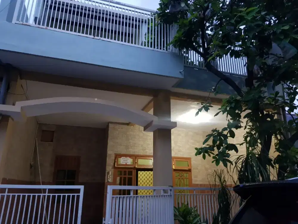 Sewa rumah 2 lantai siap huni di perum deltasari (NN)