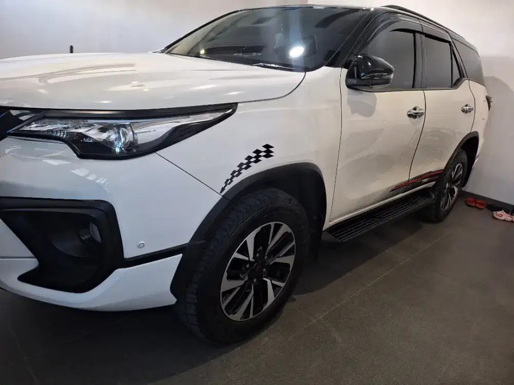 Fortuner Vrz Trd Sportivo 2017 Bulan Desember Pemakaian 2018