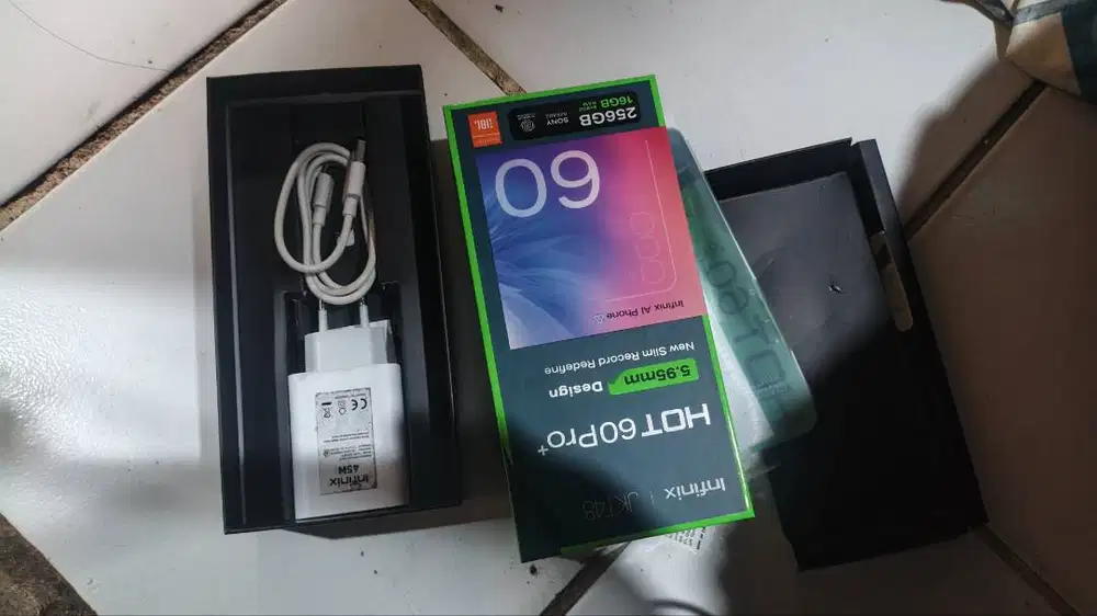 Jual hp Infinix hot 60 pro + bisa nego tipis