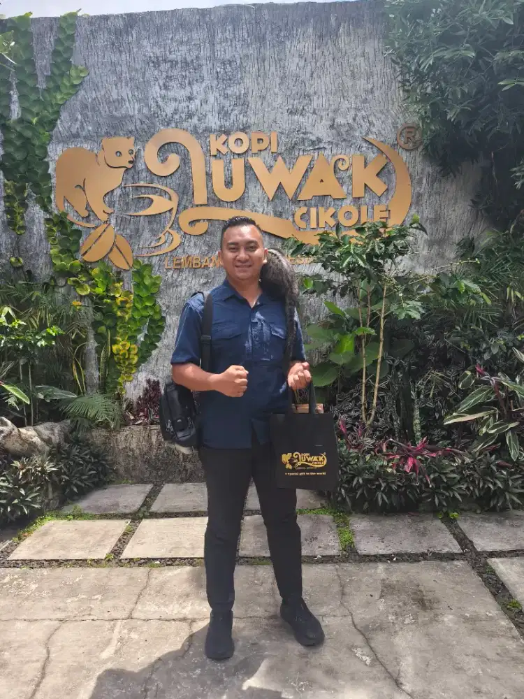 Driver pribadi mencari pekerjaan