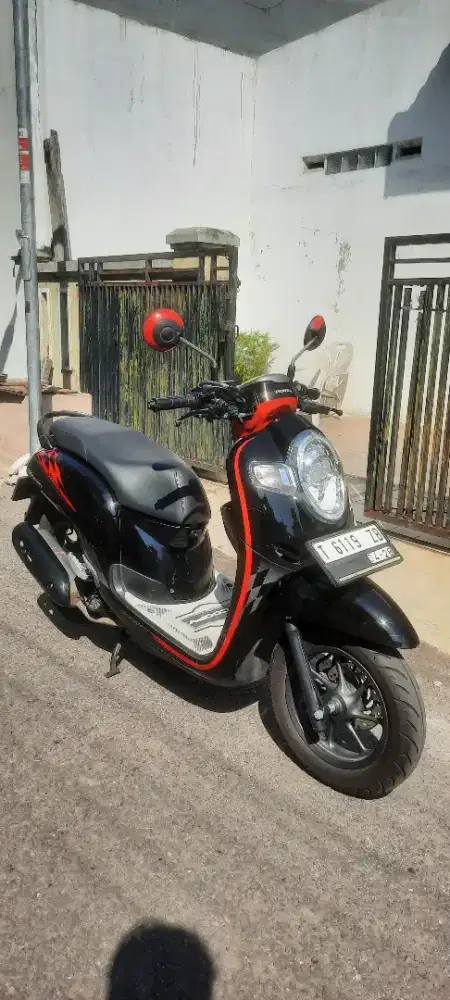 Honda Scoopy plat T subang