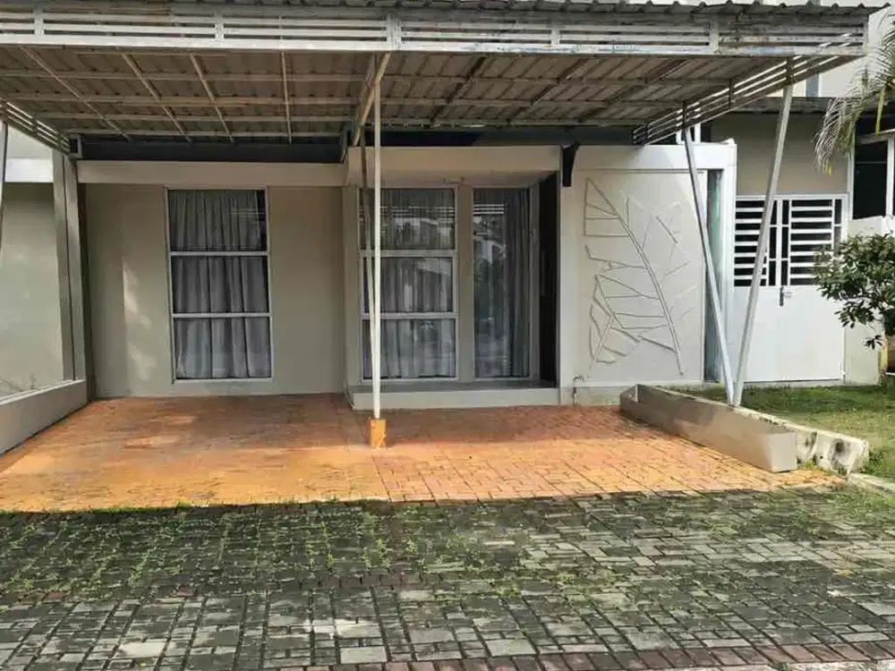 DISEWAKAN RUMAH ROYAL GRANDE FULL FURNISH SIAP HUNI