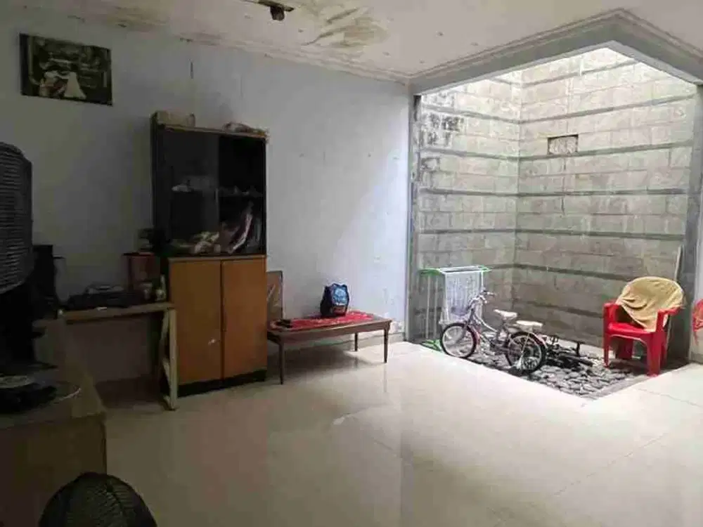 Dijual Cepat Rumah Dekat Pasar Puri Indah