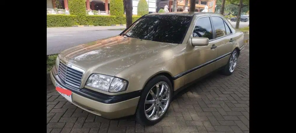 Mercedes-Benz C230 1997 Bensin