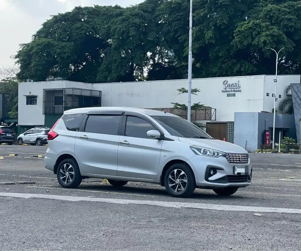 Siap Pakai! New Ertiga GL MT Manual 2019 bisa tt avanza