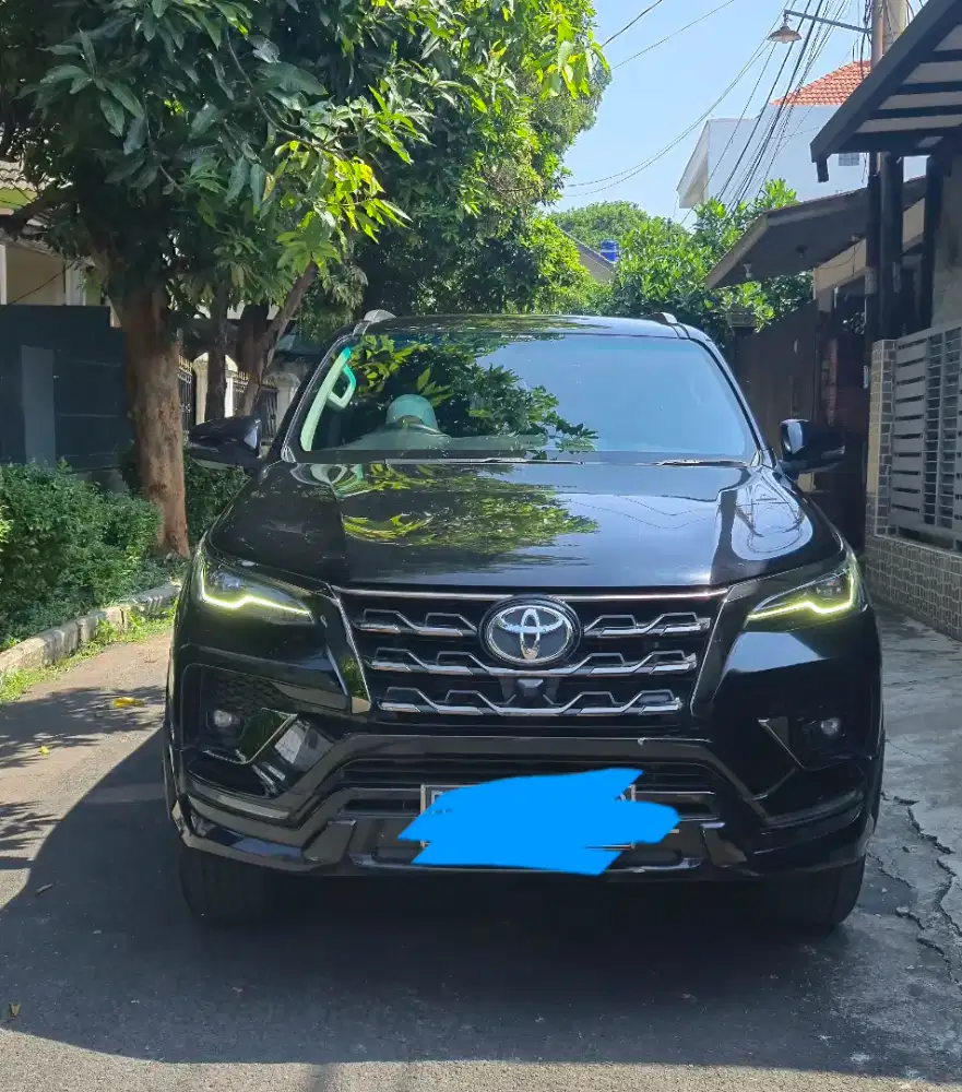 Dijual Fortuner Bensin 2022 GR sport