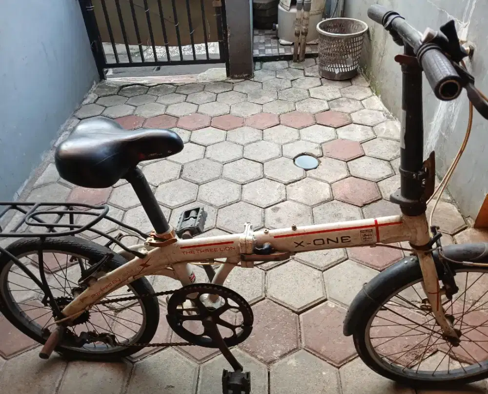 Sepeda Lipat merk X-one