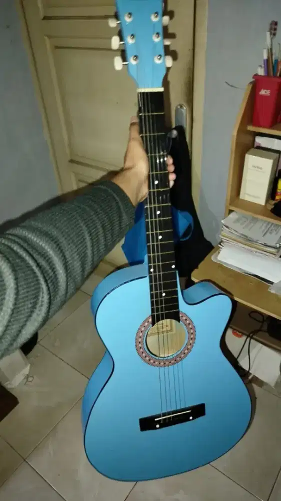 gitar akustik custom Yamaha FG-225