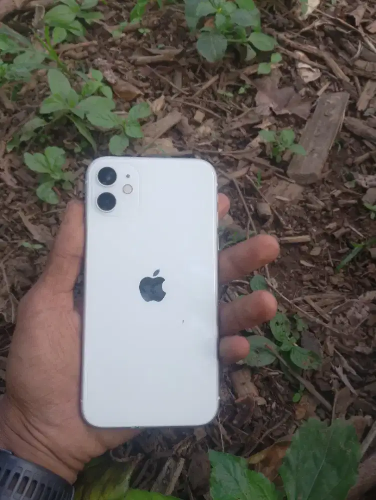 Dijual IP 11 128