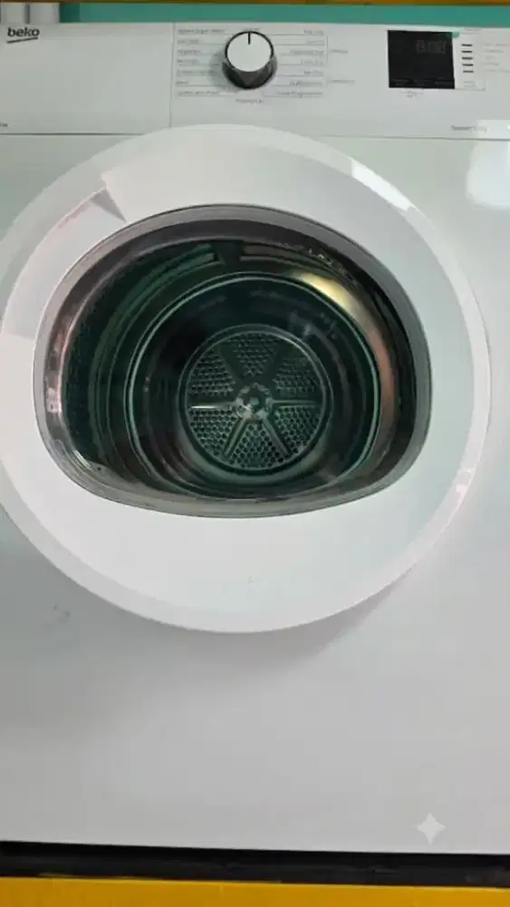 Pengering pakaian / Dryer