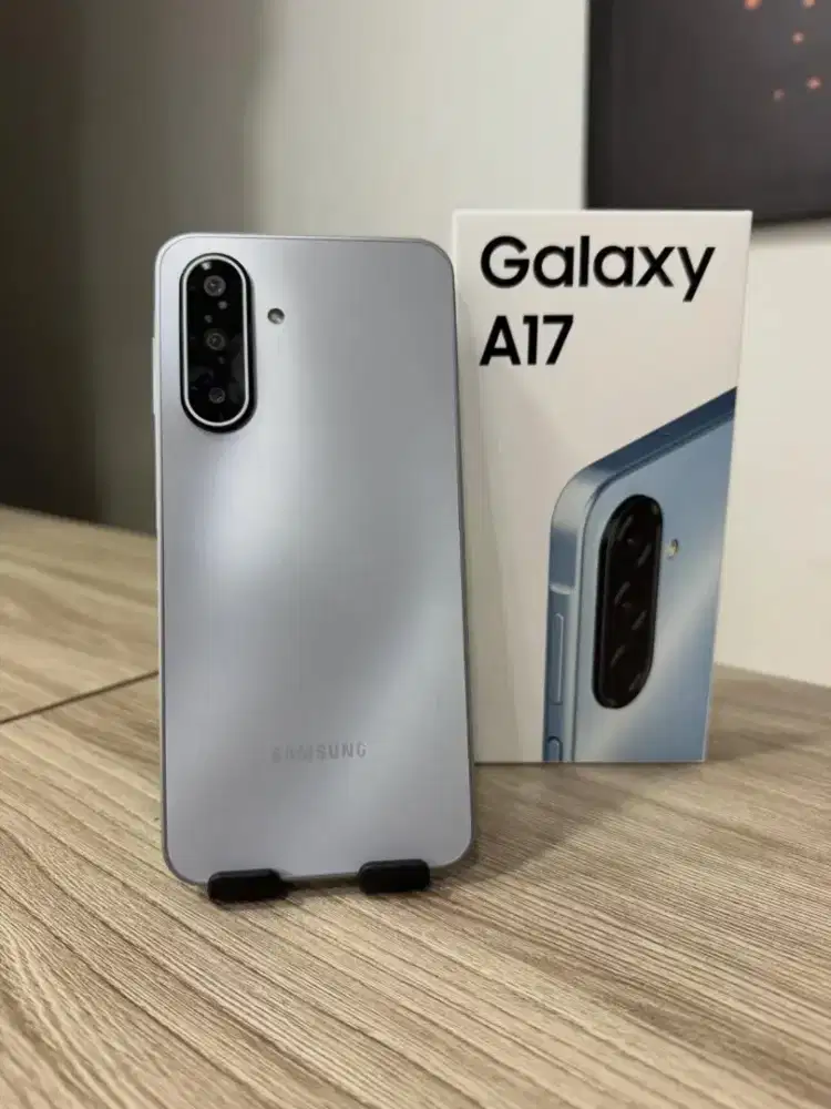 Samsung Galaxy A17