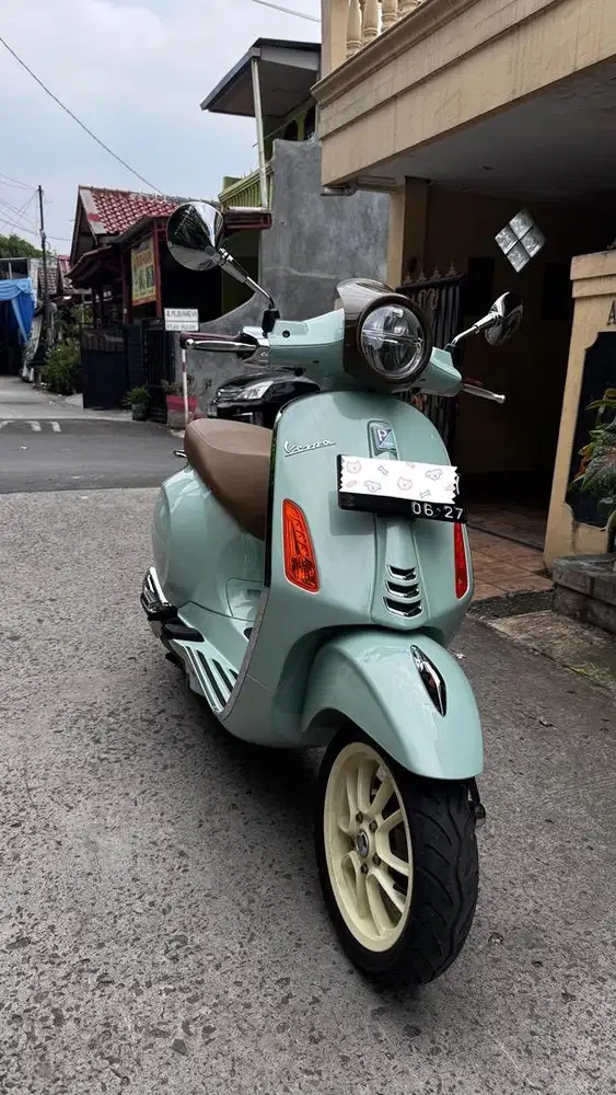 Vespa Primavera 150 - 2022