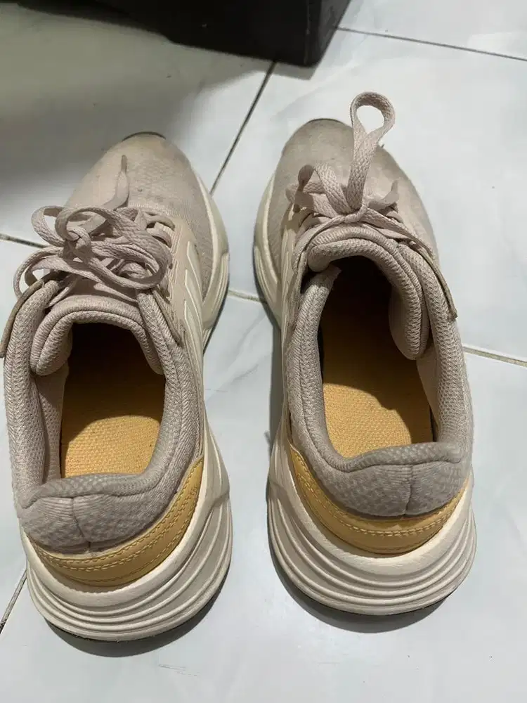 sepatu adidas cloudfoam unisex