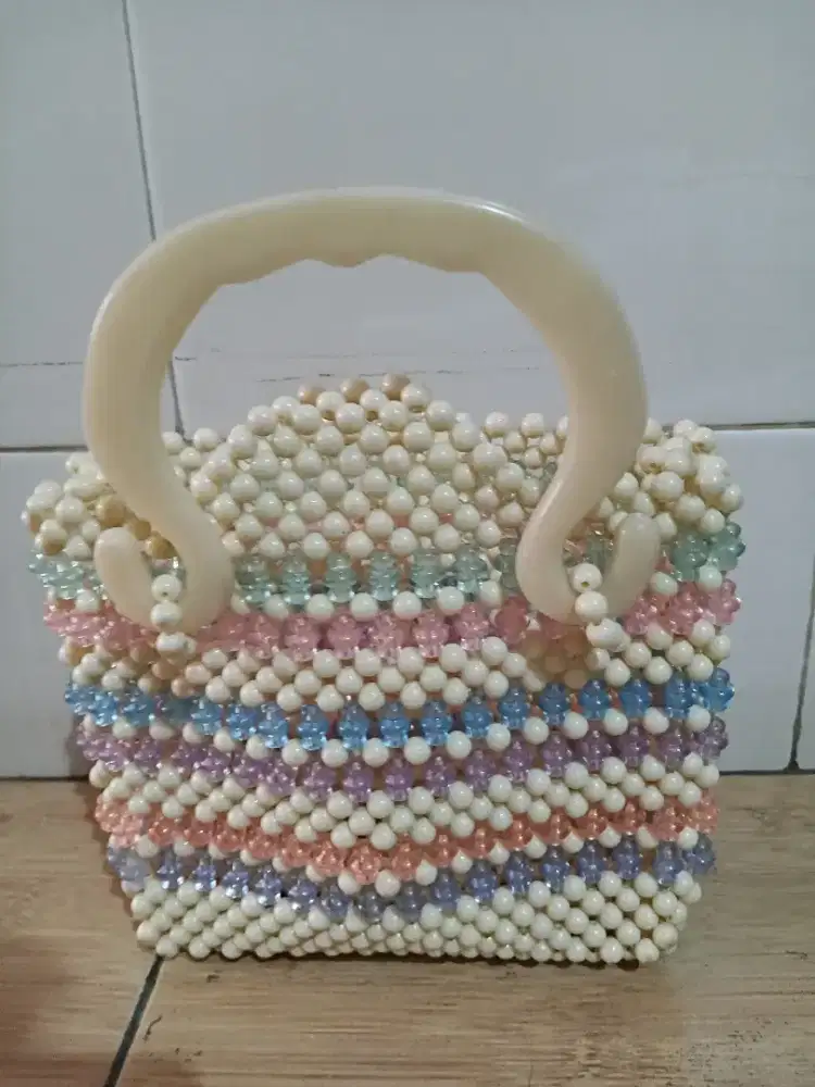 Tas anyaman Beads Bag