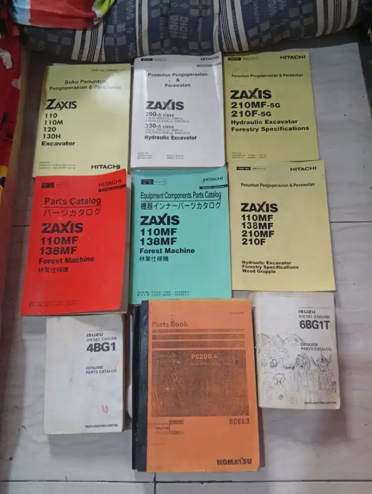 DI JUAL PARTS BOOK & MANUAL ALAT BERAT ORIGINAL KITA JUAL MURAH AJA