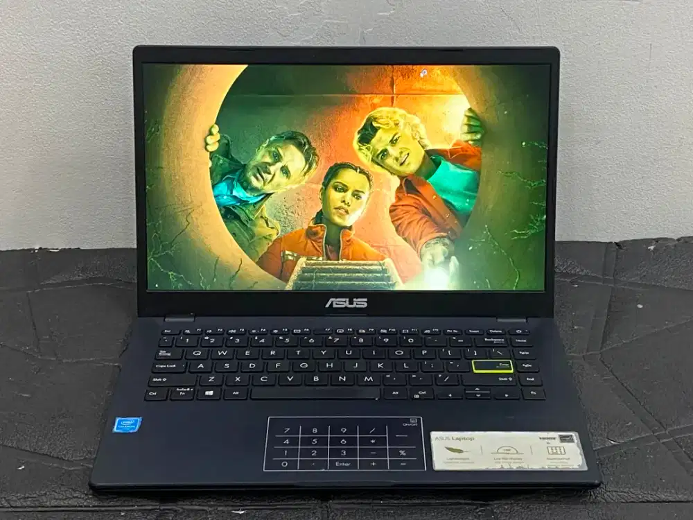 Asus vivoBook E410MA Celeron N4020 RAM 4GB SD 64GB+64GB