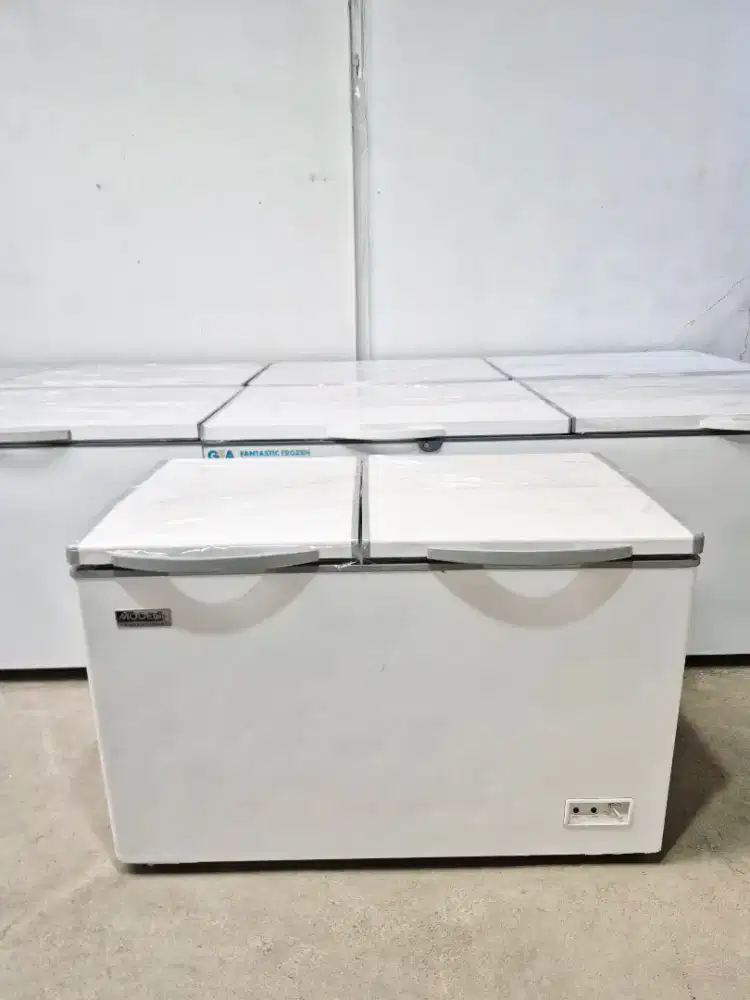 FREEZER MODENA 400L ORI SIAP PAKAI