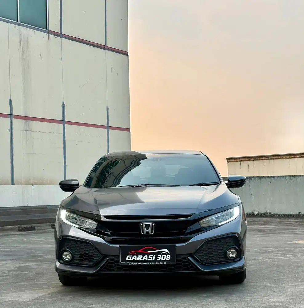 Honda Civic 1.5 Turbo TC E CVT 2019 Abu Abu
