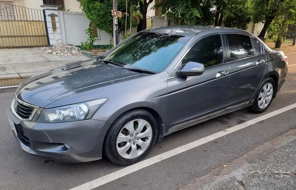Honda Accord 2.4 VTIL AT Facelift 2008 Abu2 Istimewa Sekali Siap Pakai