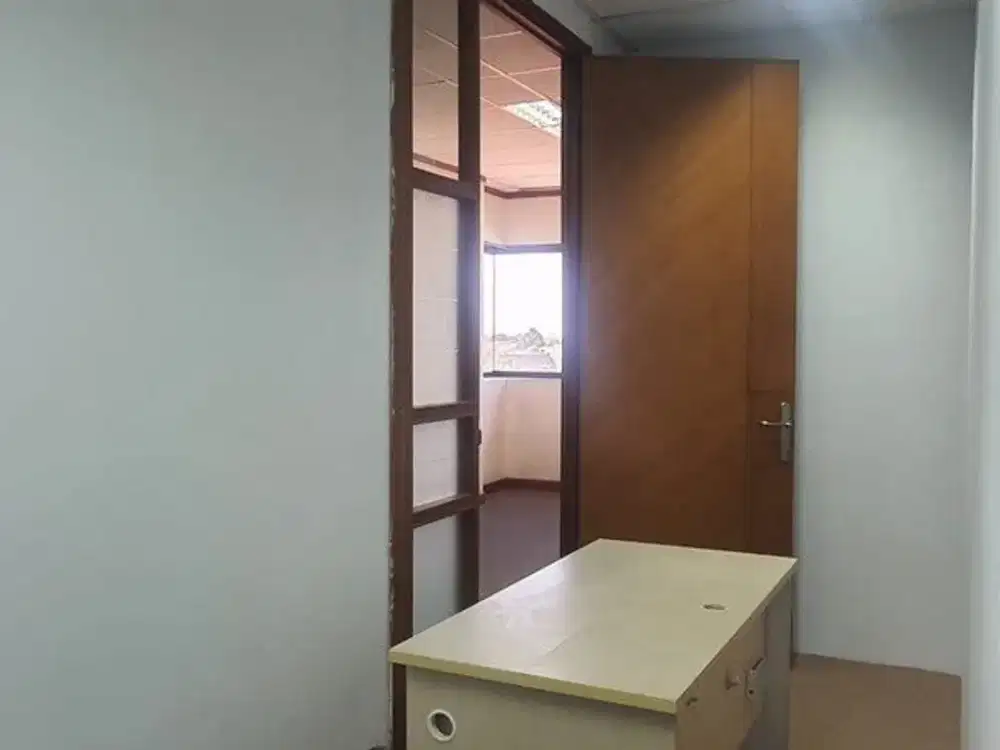 Disewakan 4 ruang unit office space