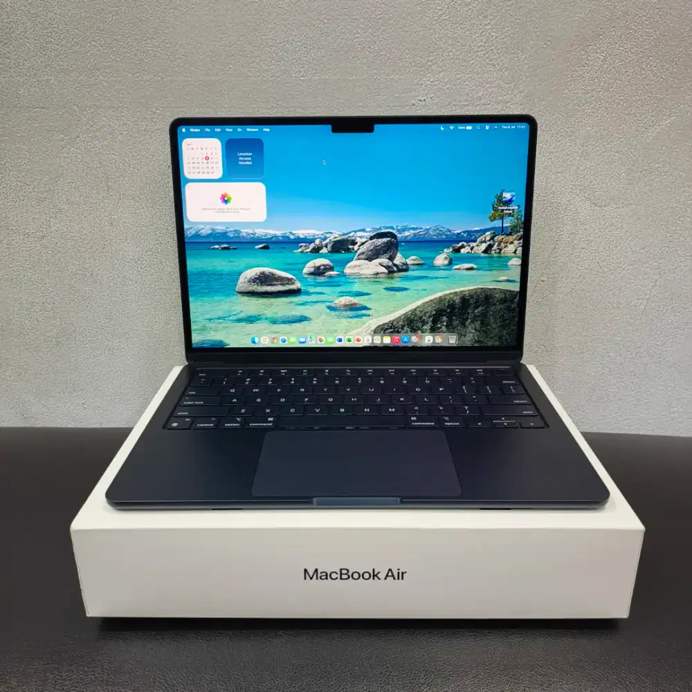 Macbook Air 13,6 inch 2022 Chip M2 RAM 8GB SSD 512GB ( Fullset )