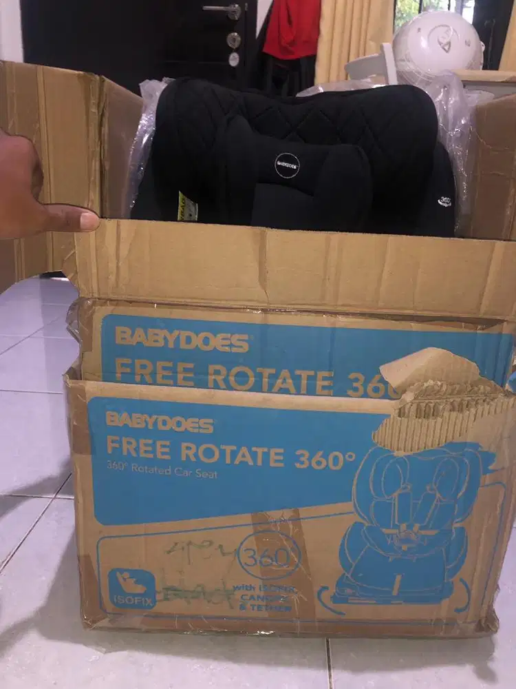 Car Seat Baby Does Full Rotate 360