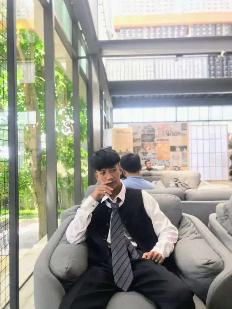 mencari pekerjaan apa saja staf gudang Steward
