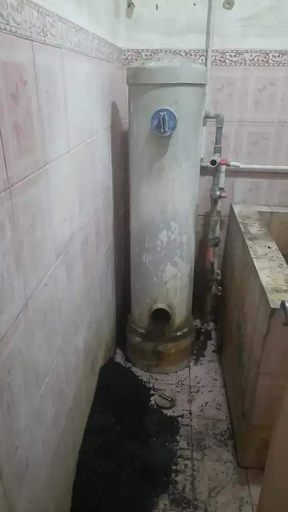 Filter air tinggi 145cm masih berfungsi